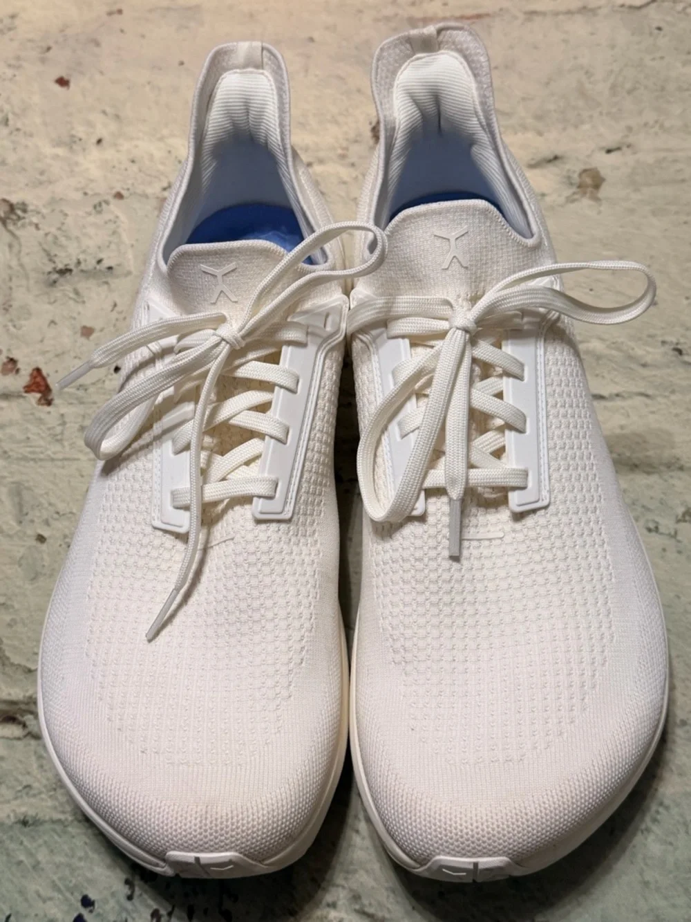 Cream White Athletic Sneakers with Blue Insole - FLUX-